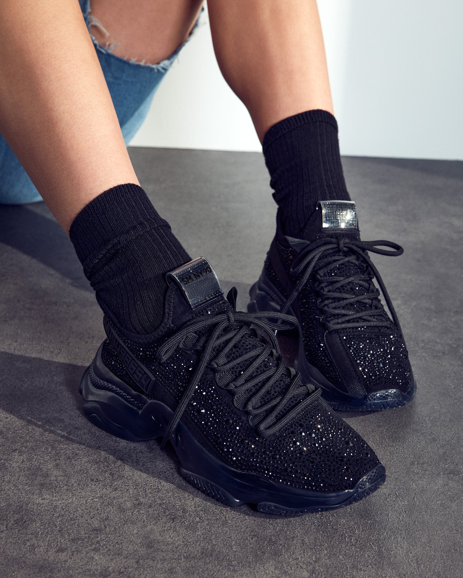 Maxima-R Sneaker BLACK