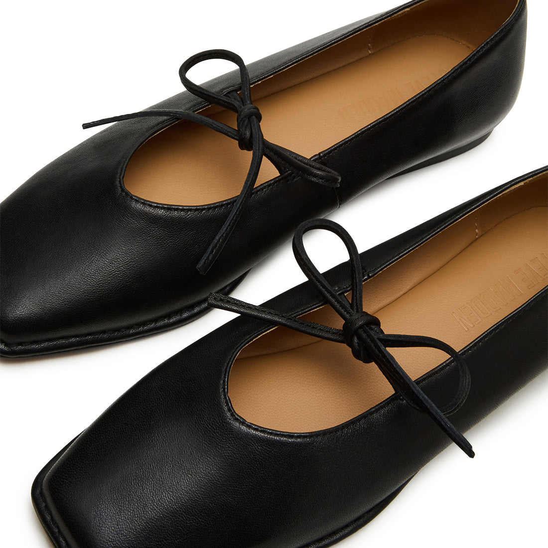 Lola Flat Shoe BLACK LEATHER - view 5